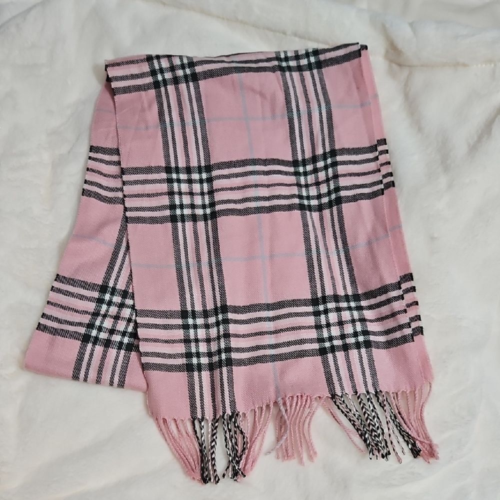 💗 100% Cashmere Pink Plaid Scarf – Made in Germany – Fringe Trim
